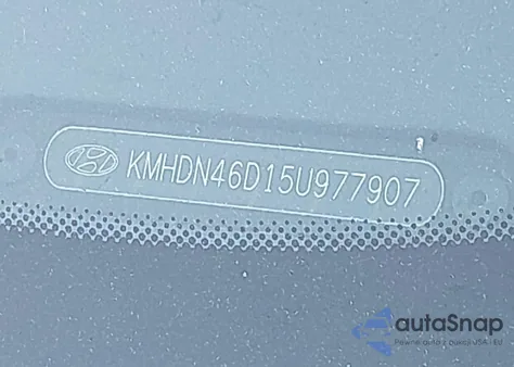 2005 Hyundai Elantra Gls/Gt from USA, damaged, VIN KMHDN46D15U977907